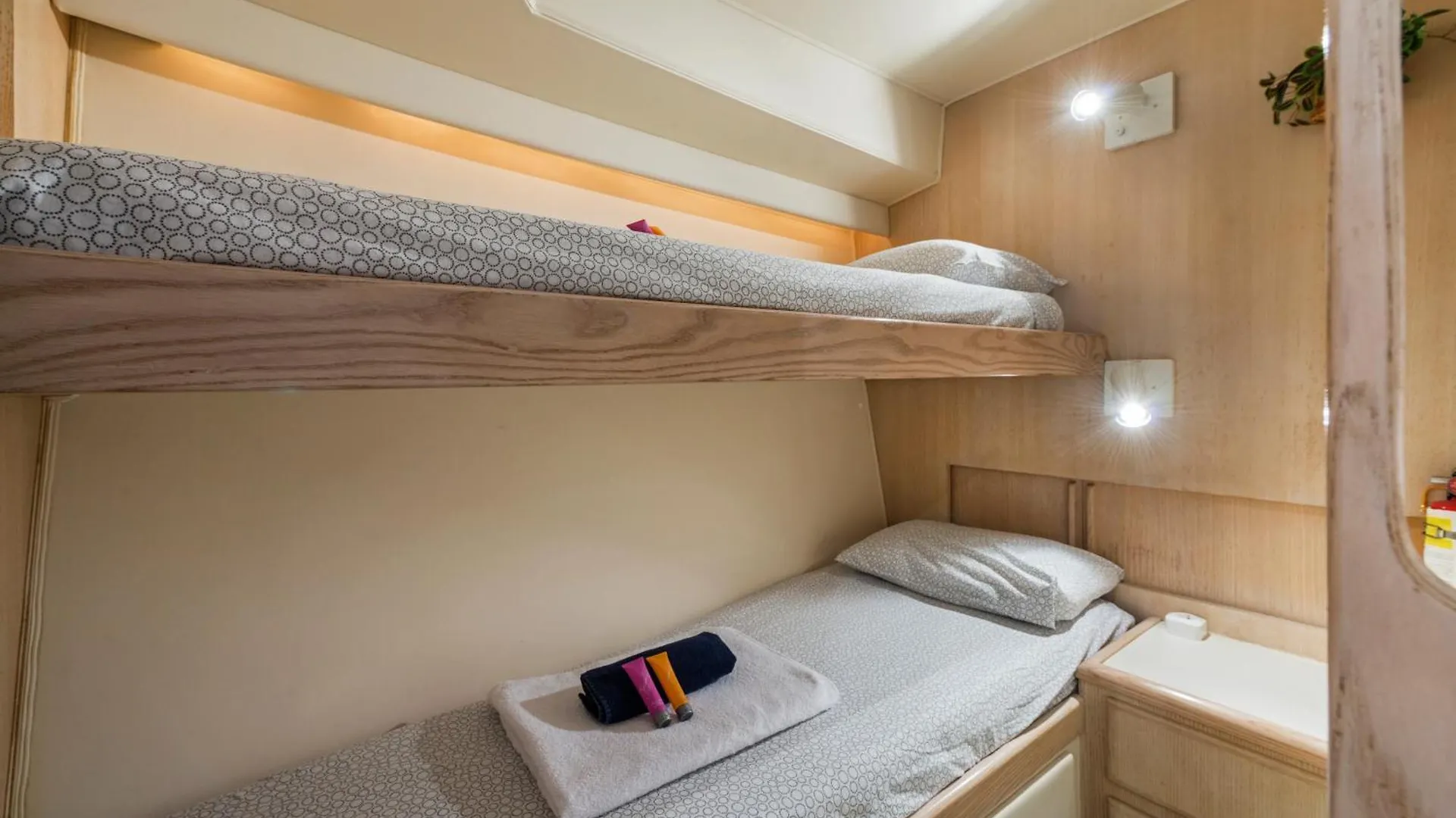 Boat Accommodations Barcelona Sant Adria de Besos Botel