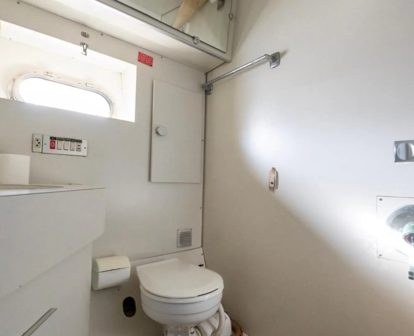 Boat Accommodations Barcelona Sant Adria de Besos Botel