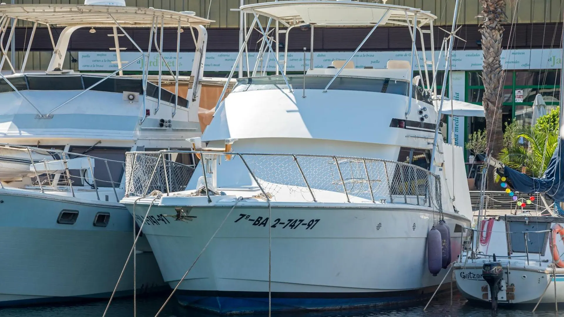 Boat Accommodations Barcelona Sant Adria de Besos 0*,